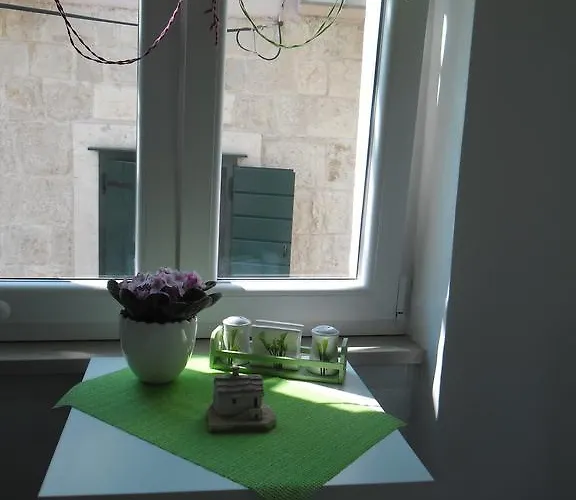 Apartment Ana *